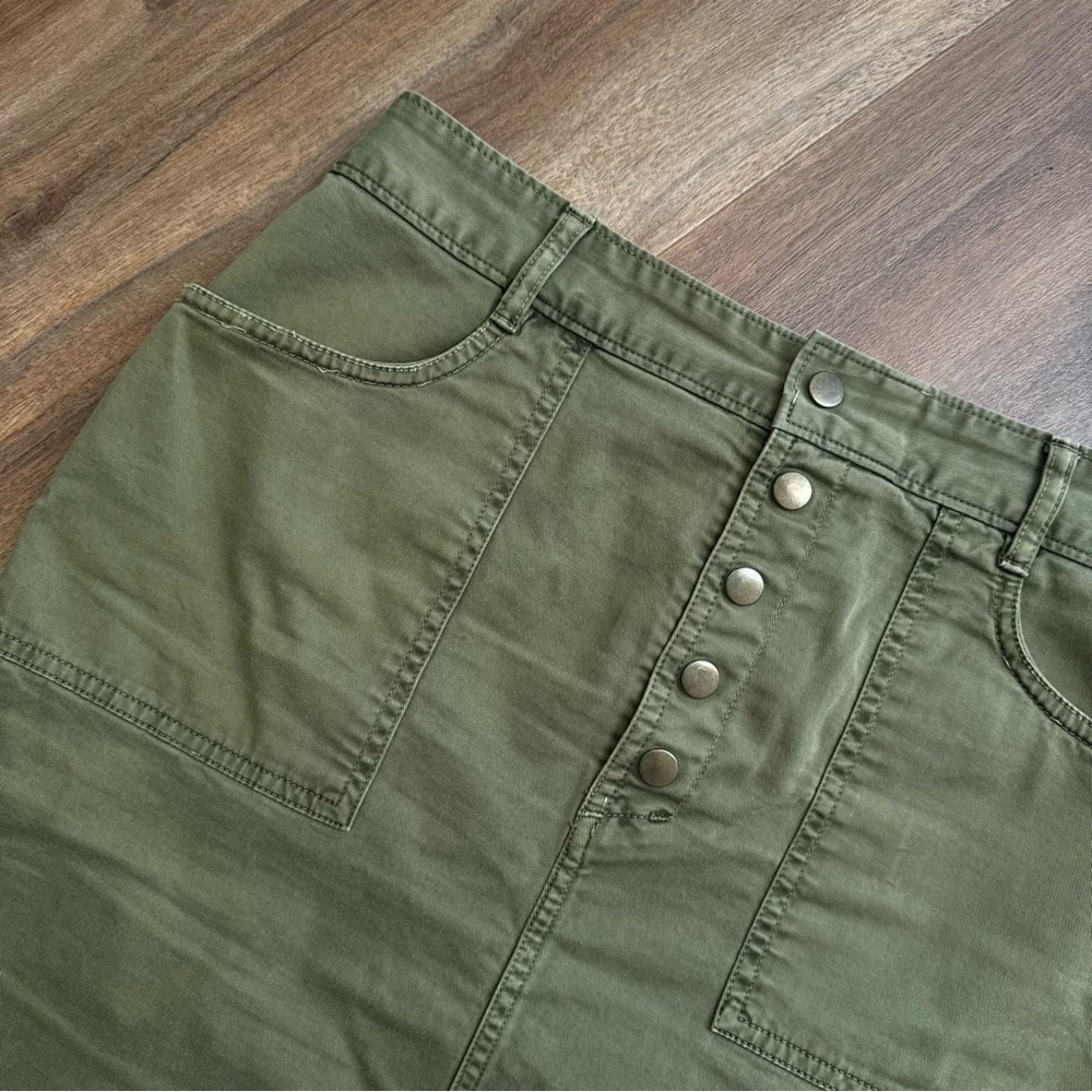Banana Republic Utility Midi Skirt Olive Green Safari Button Front Minimalist - Picture 3 of 7